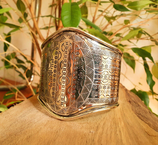 Aztec Silver Cuff Bracelet / Tribal / Inca