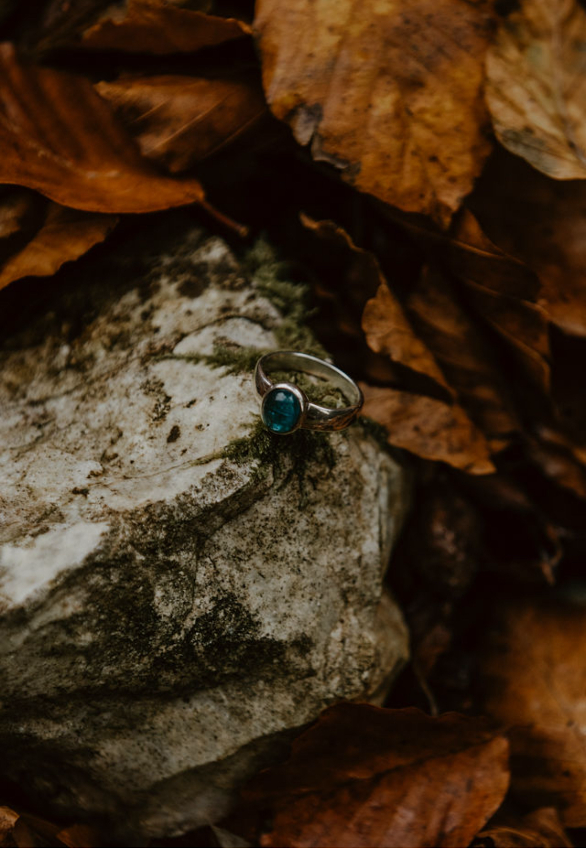 Apatite Ring